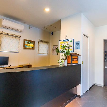 Mr.Kinjo Inn Children Medical Care Center Haebaru Екстер'єр фото