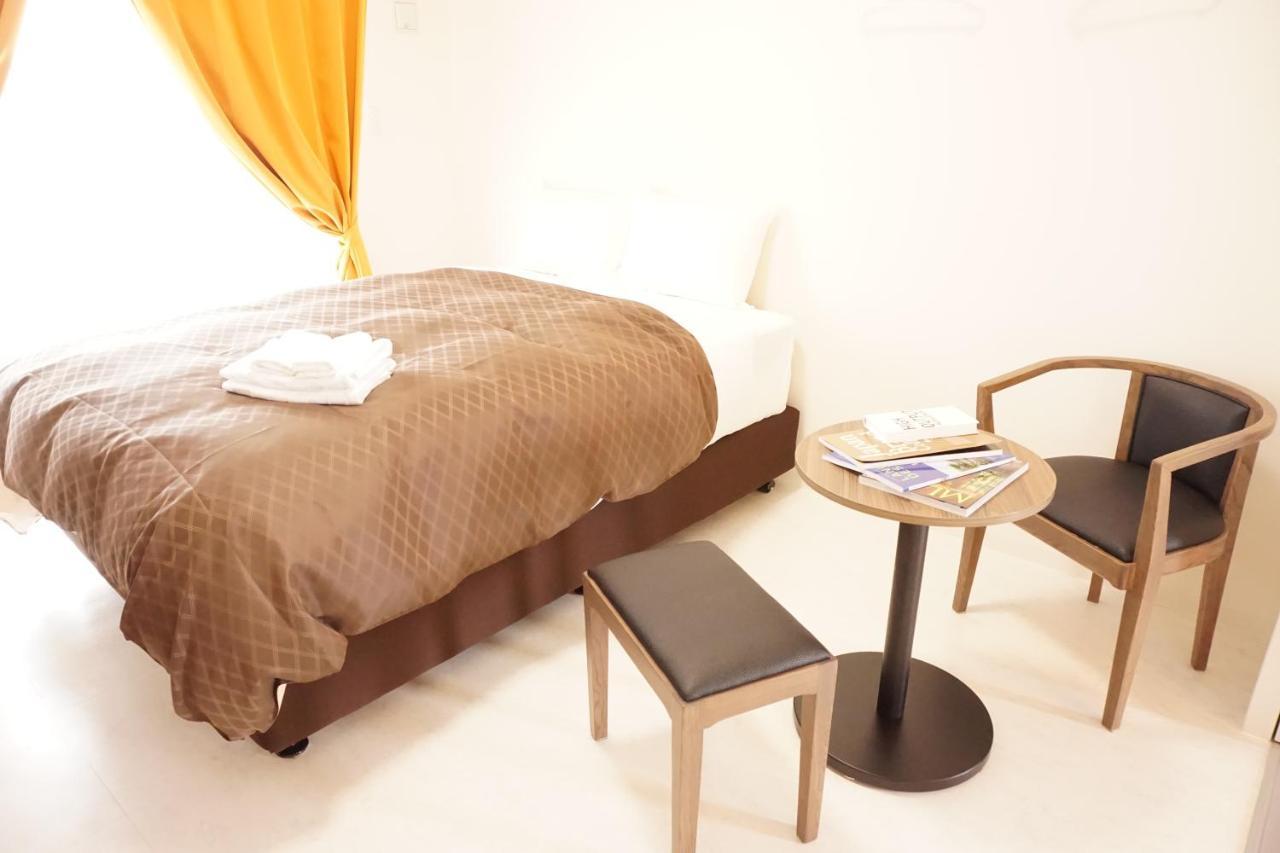 Mr.Kinjo Inn Children Medical Care Center Haebaru Екстер'єр фото