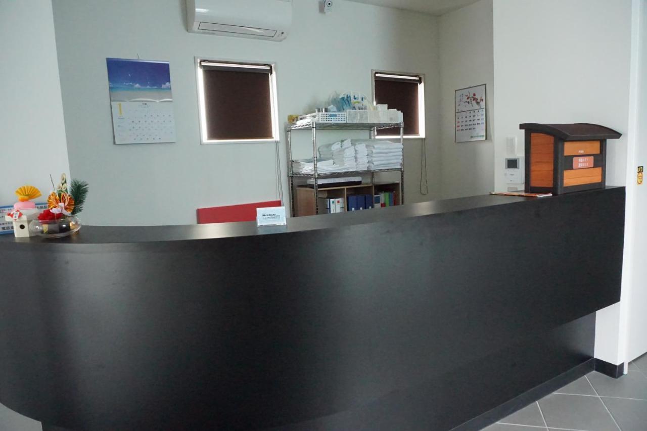 Mr.Kinjo Inn Children Medical Care Center Haebaru Екстер'єр фото