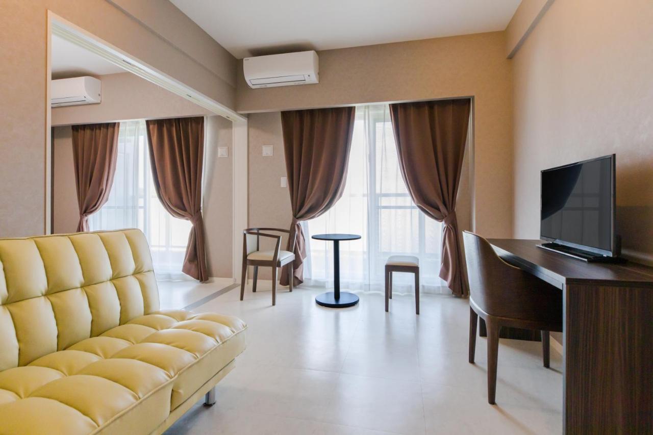 Mr.Kinjo Inn Children Medical Care Center Haebaru Екстер'єр фото